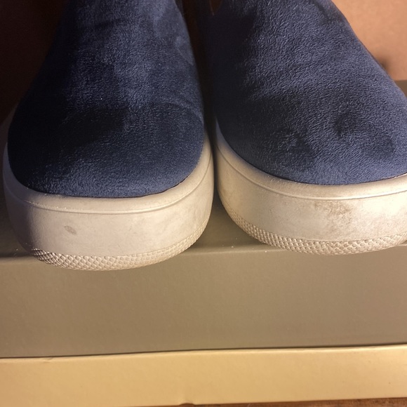 “Hilda” Navy slip on sneakers (loafers?), Steven by Steve Madden, size 7.5 - Picture 7 of 10
